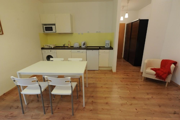 Hotel Toldi Apartments